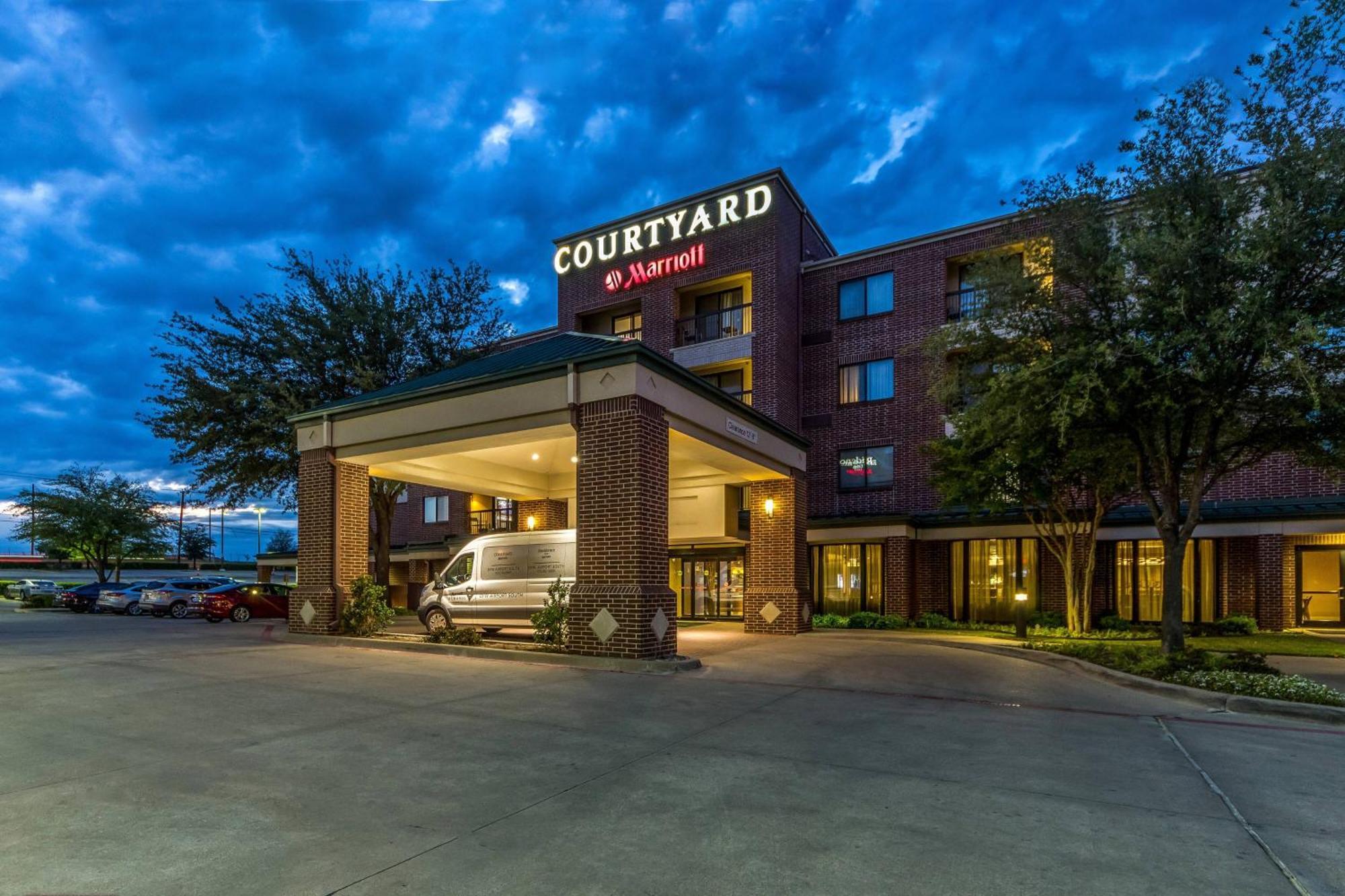 Courtyard Dallas Dfw Airport South/Irving Exteriör bild